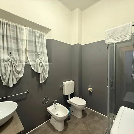 La Violetta Di // Del Ducato Apartament