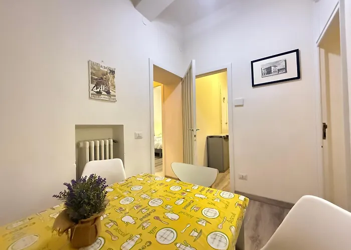 Daire La Violetta Di // Del Ducato *